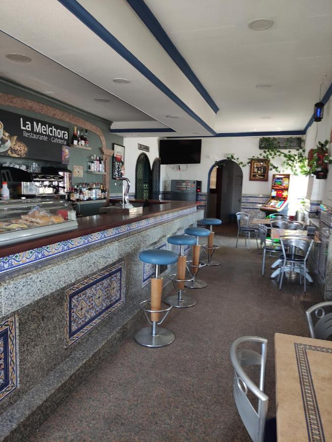 Hostal Restaurante Bar Cafeteria La Melchora Posadas Esterno foto